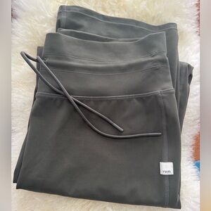 Vuori Athleisure Pants